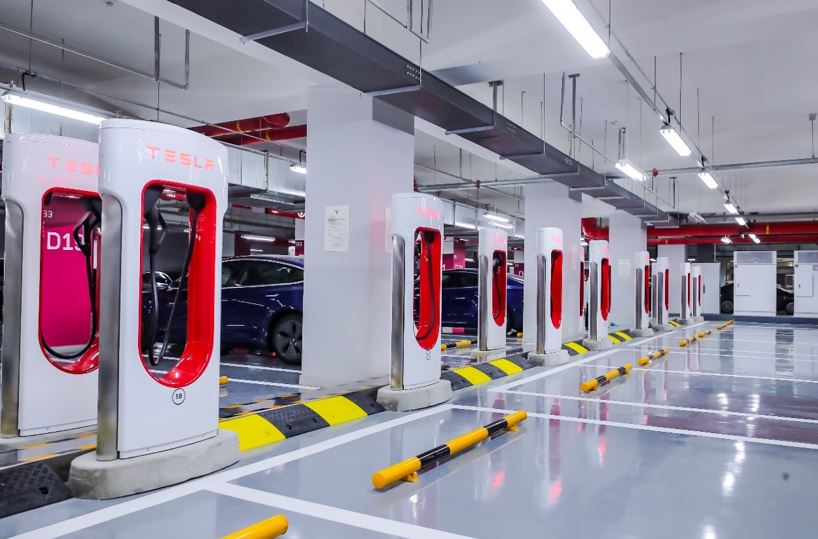 让充电像加油一样便捷——中国石化充电业务蓬勃发展，累计建成充电站超6000座