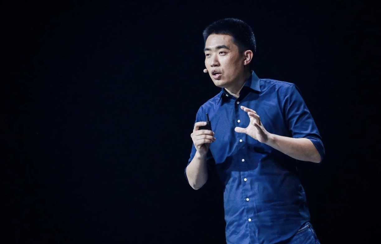 李开复谈大模型布局,十年内不套现