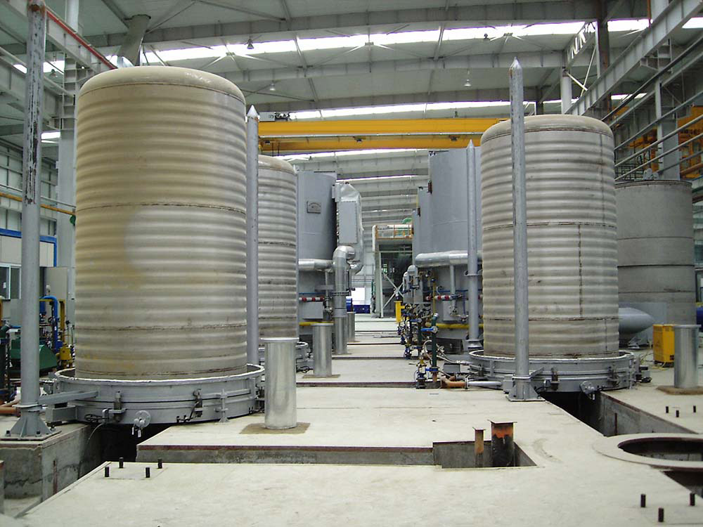 国内“首个+最大”：对冲燃烧塔式炉