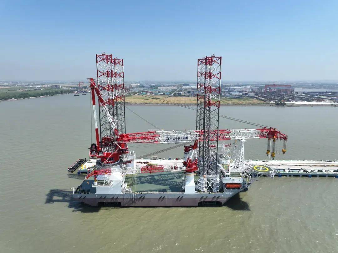 中铁大桥局集团有限公司弃渣场侵占金沙江岸线