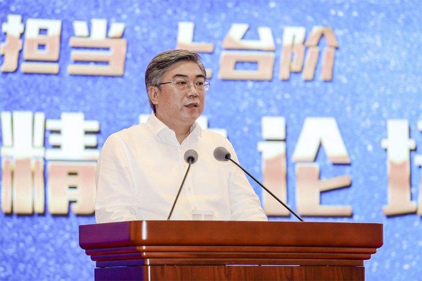 中国石油举行贯彻落实能源安全新战略座谈会暨第七届石油精神（大庆精神铁人精神）论坛