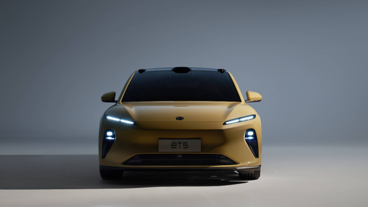 哪吒汽车急上市 “输血”何时变“造血”?