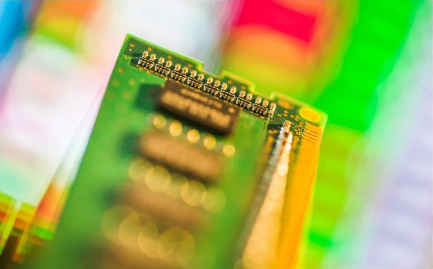 硅基流动完成近亿元天使+轮融资，国产大模型“补足弹药”混战升级