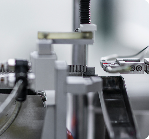 华兴资本控股复牌跌超60%,四名执行董事作出锁定期承诺