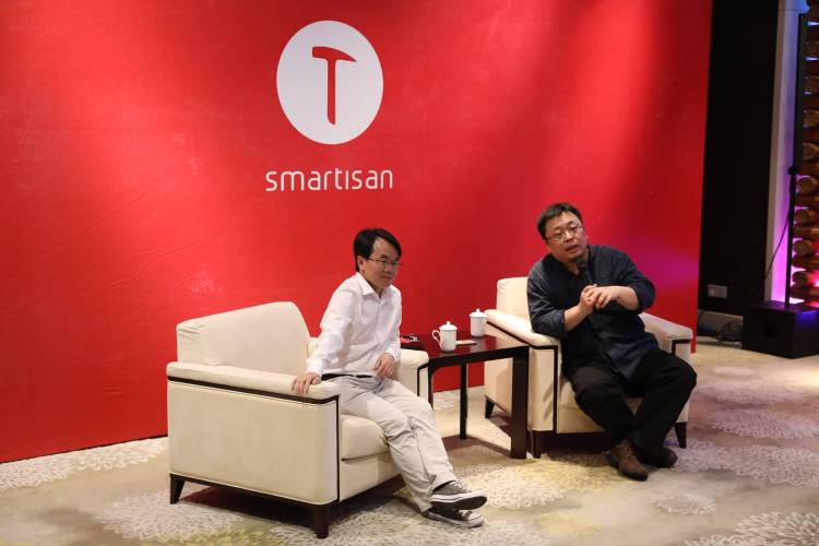 锤子科技1年花光10亿融资？罗永浩：没有10亿，到账只有6个亿！借给锤子科技的2476万元不要了