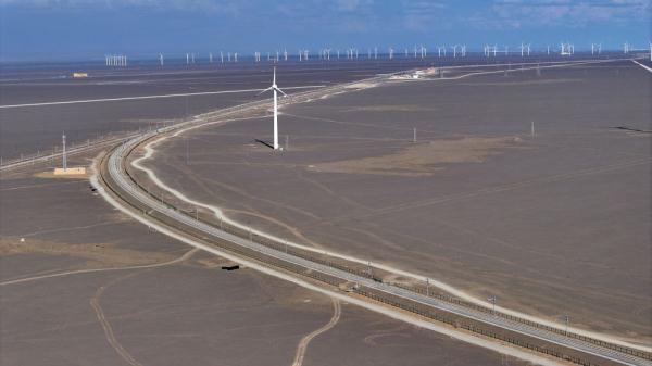 新疆铁路疆煤外运量同比增长51%