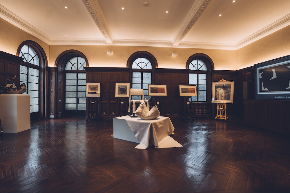 打造“古今对话”建筑集群｜中建一局一公司上海黄浦区中海地产建国东路住宅项目超高层全面封顶！