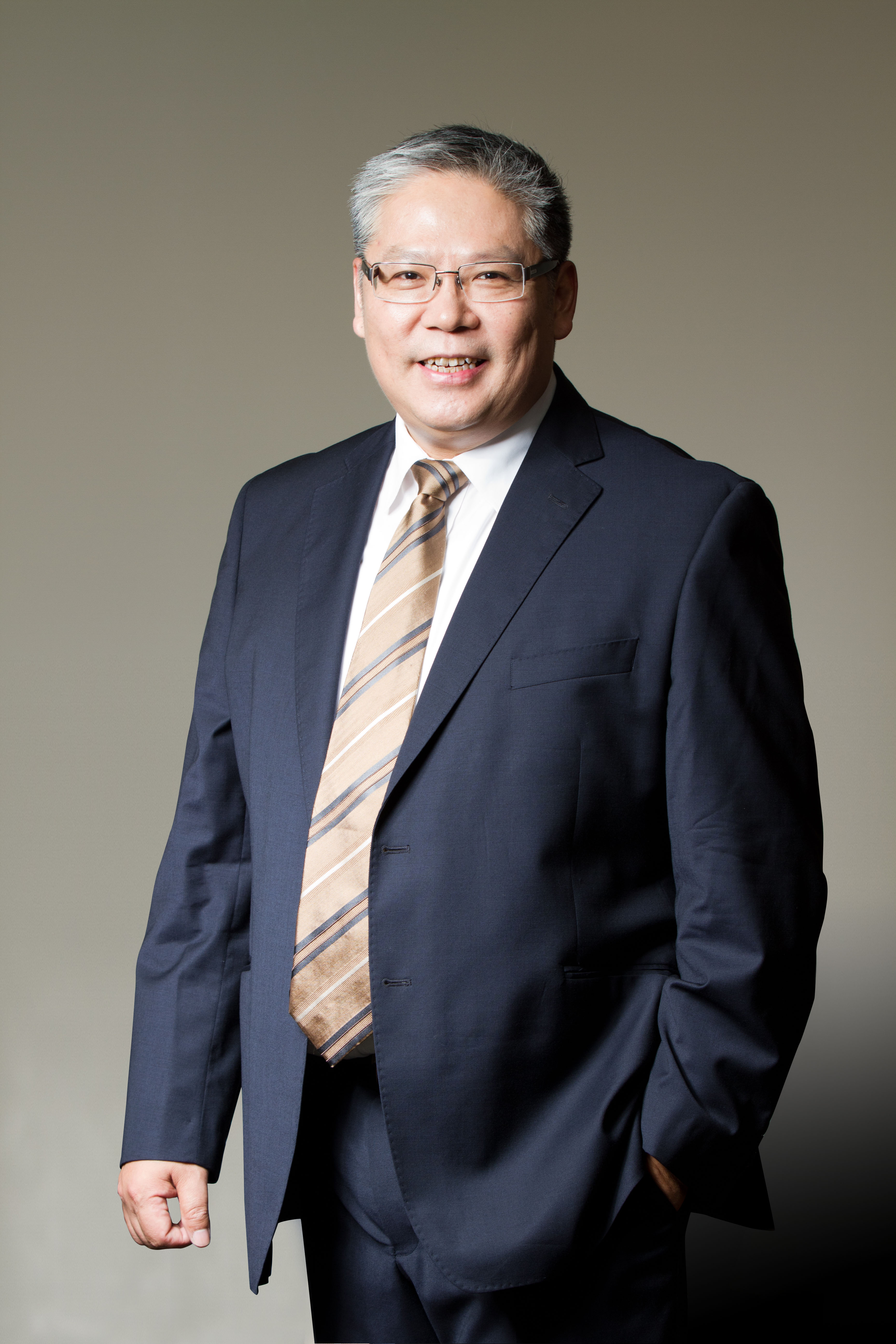 隆基出席联合国防治荒漠化公约大会 分享荒漠化治理绿色实践