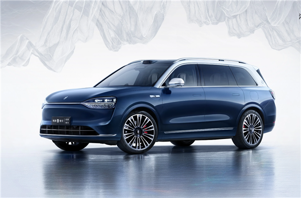 物流圈“智驾独角兽”新石器再获10亿元融资，年内将交付万台无人驾驶车队