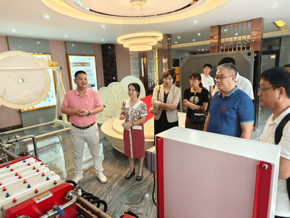 广东珠海：政企协同破解工业治污困局