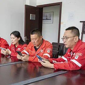 中国石油举行第三届“感动石油”人物颁奖典礼