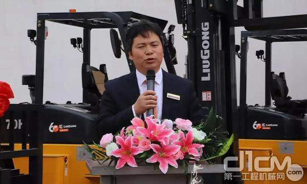 “十五五”期间柳工海外业务占比要超60% 柳工总裁罗国兵：实现从全面国际化向全球化的关键战略转变